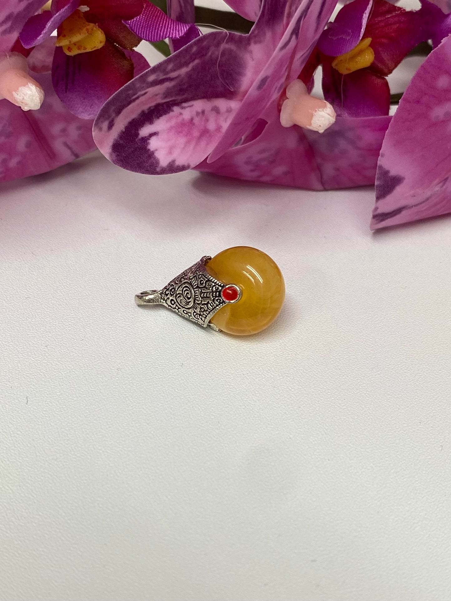 Gotas en Howlite