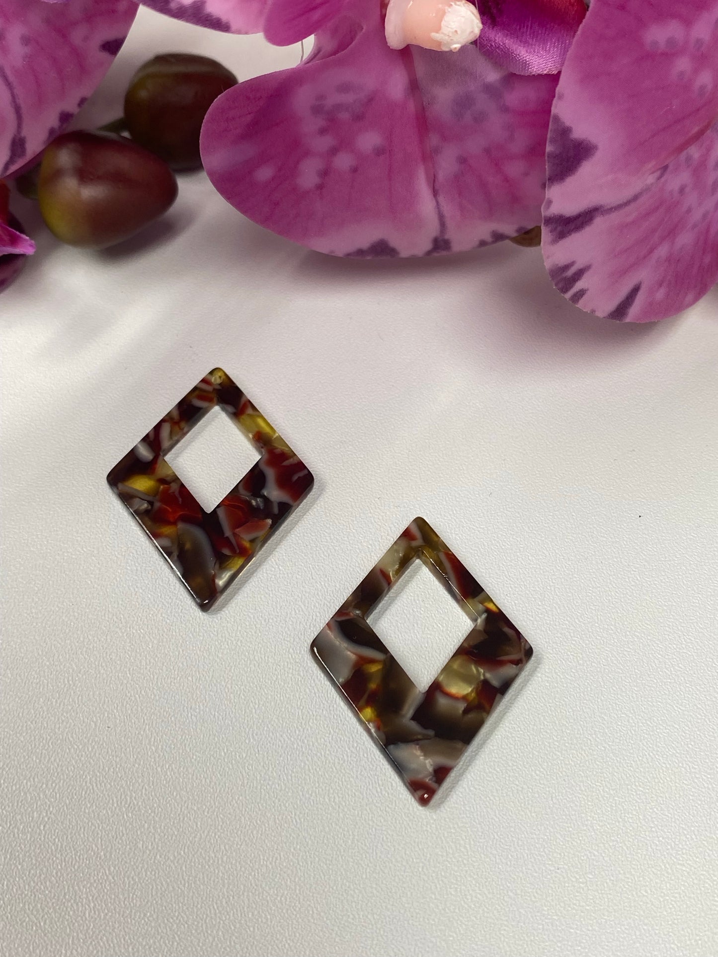 Beads marmoleada pantalla triangular