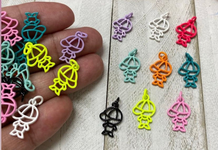 Colgantes esmaltados