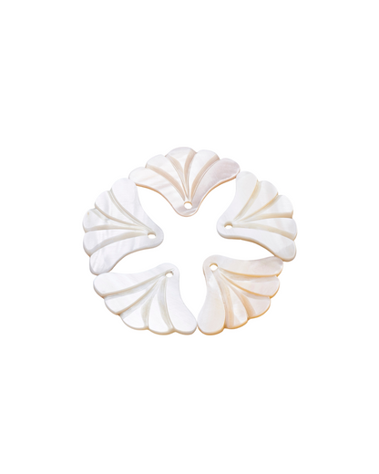 Tail Pendant