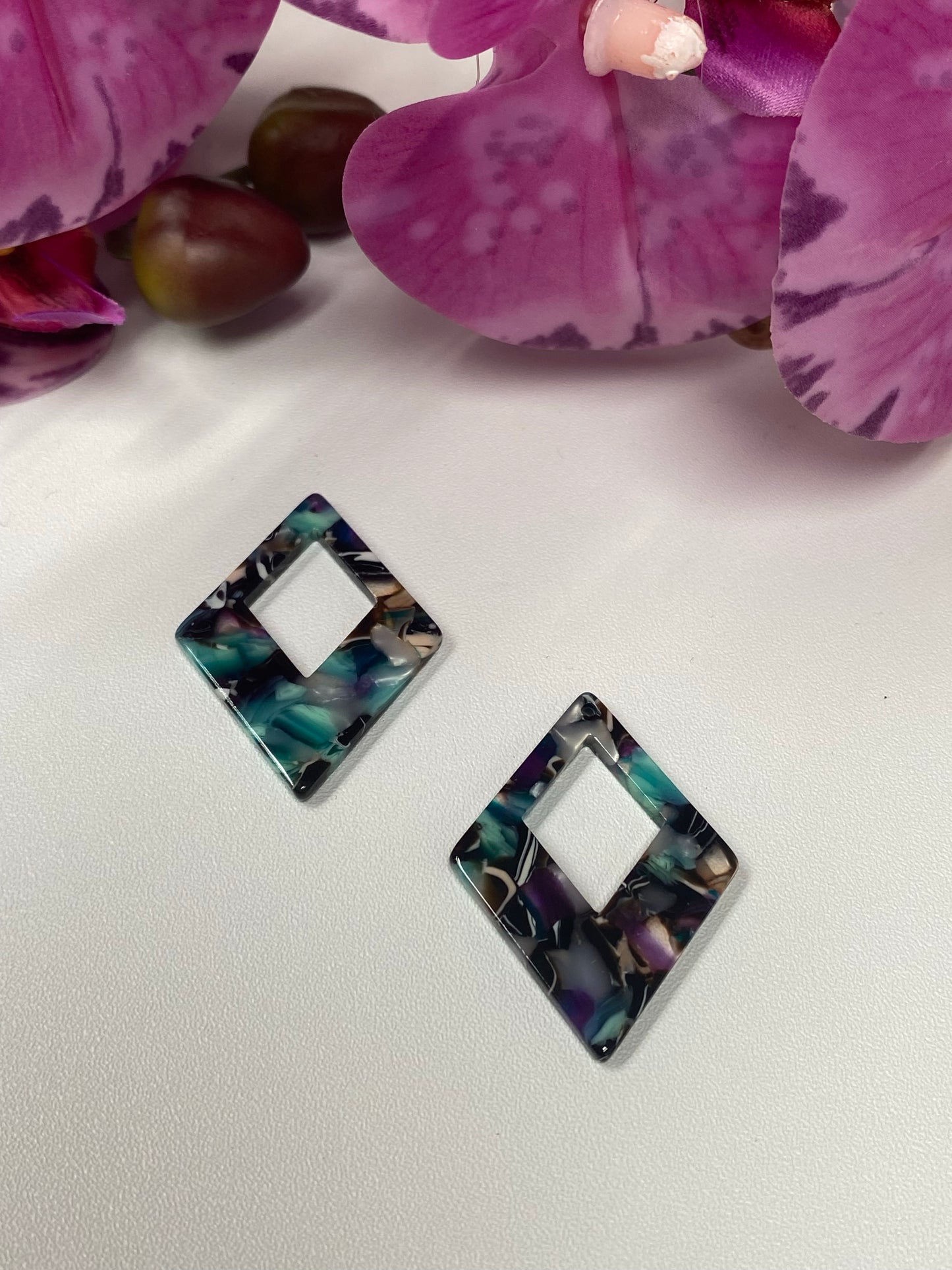 Beads marmoleada pantalla triangular