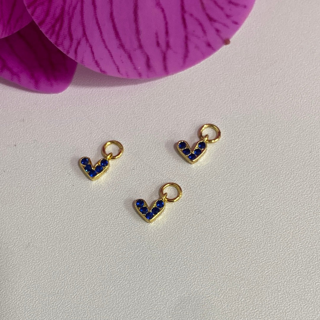 Corazones pequeños con zirconia