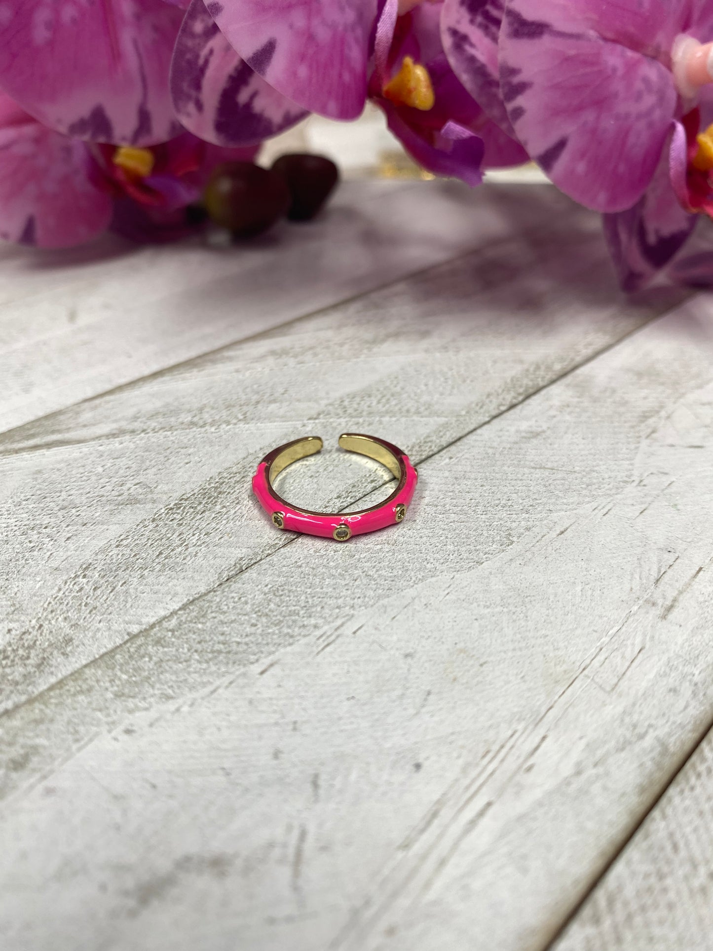 Anillo con zirconia