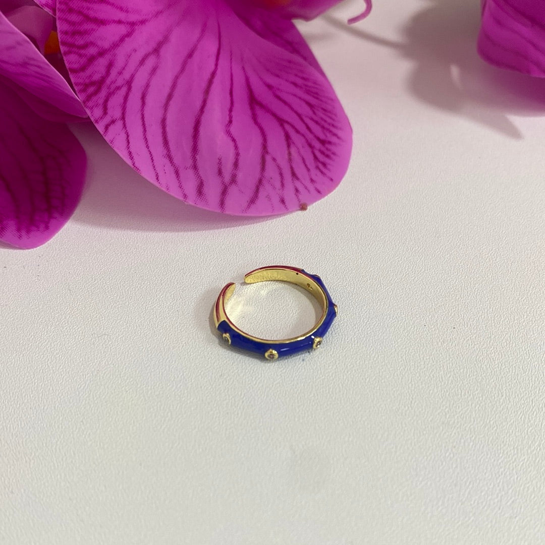 Anillo con zirconia