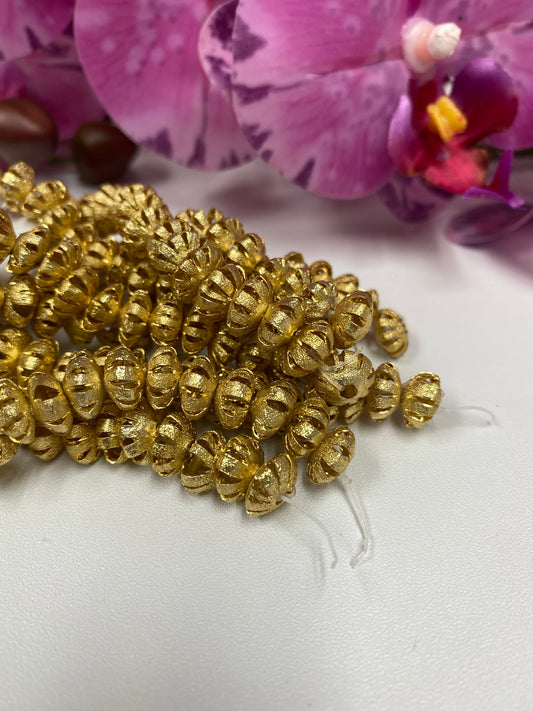 Disc spacer beads