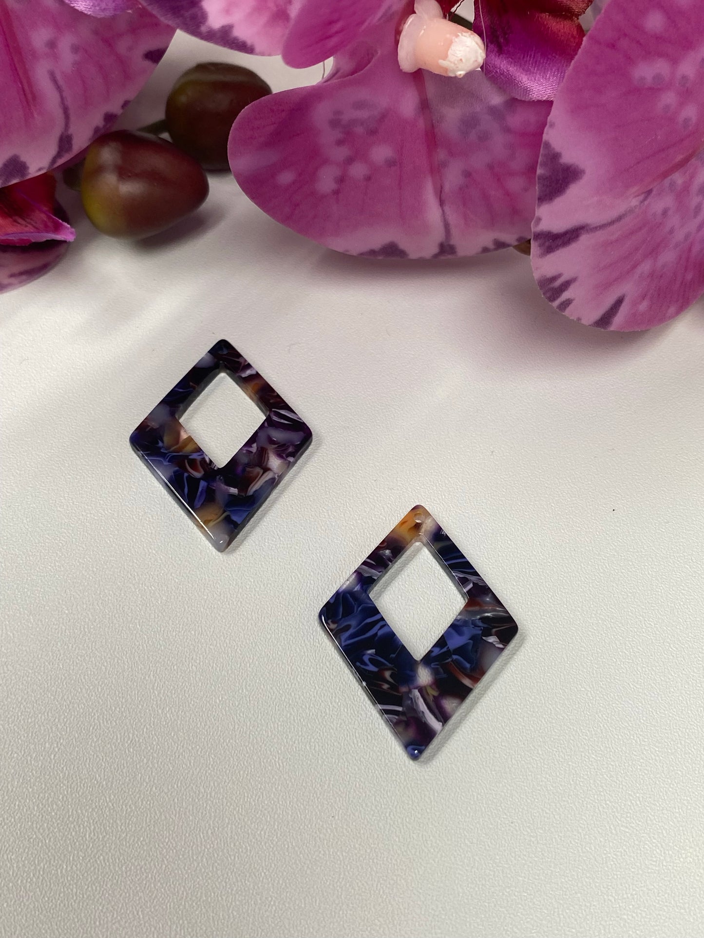 Beads marmoleada pantalla triangular