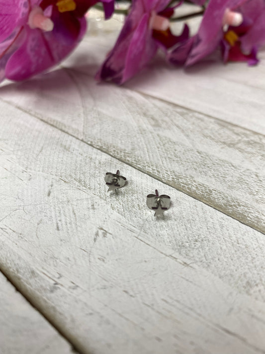 Star studs earring