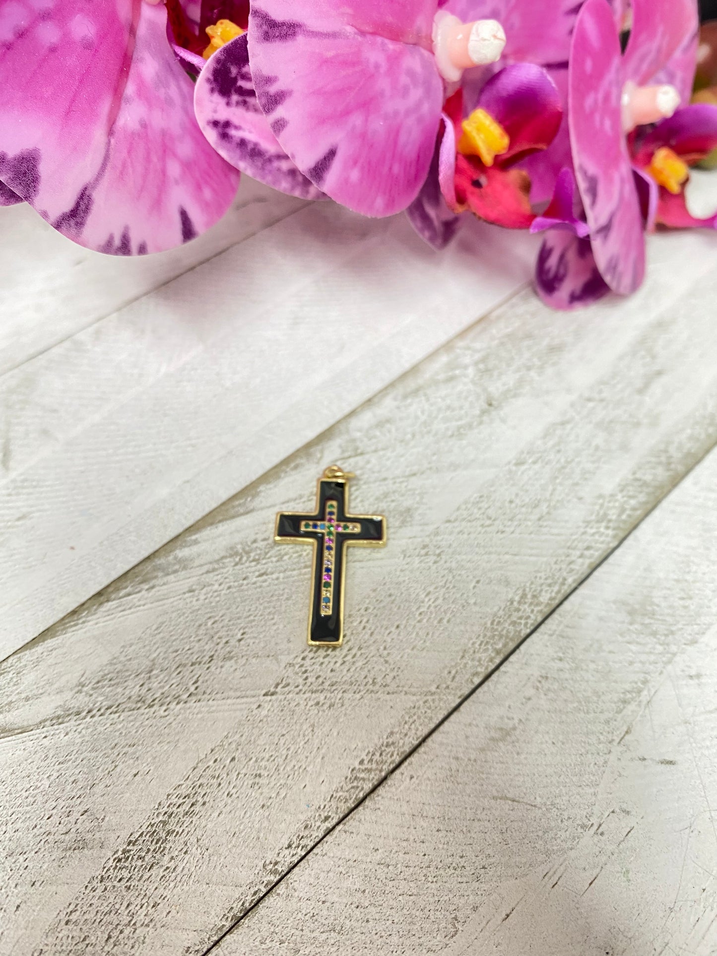 Pendant de Cruz esmaltada