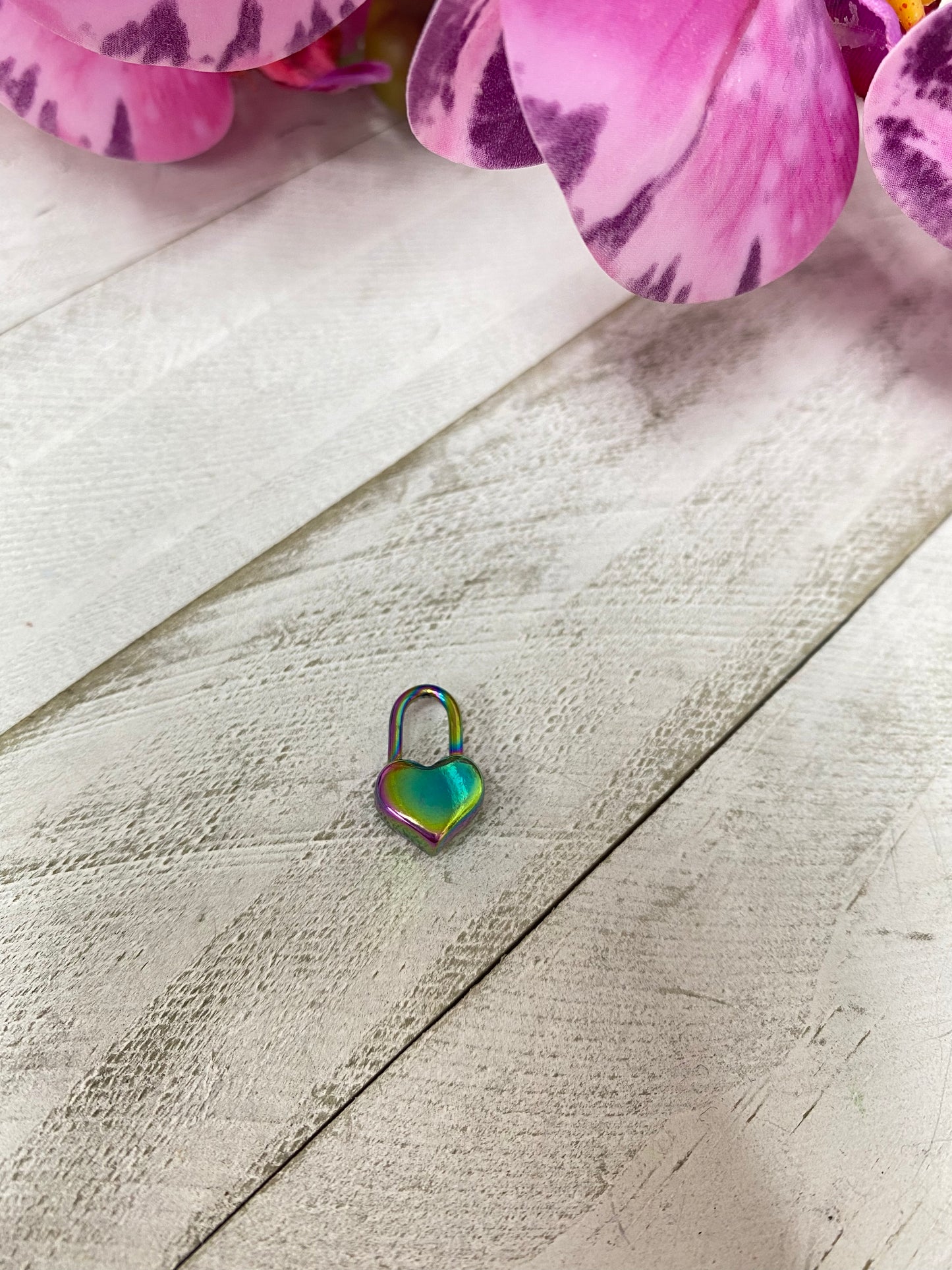 Candado Corazón tornasol