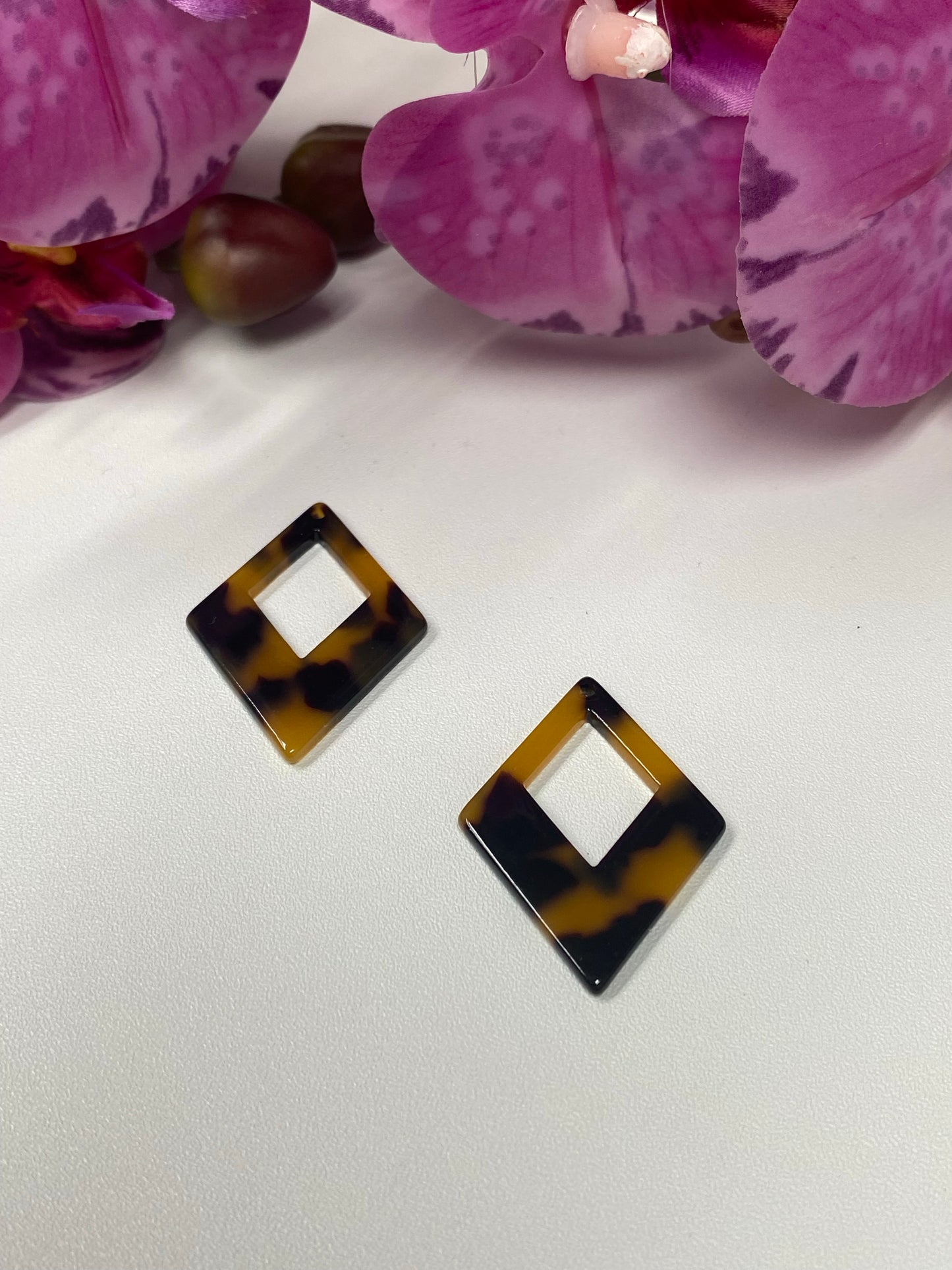 Beads marmoleada pantalla triangular