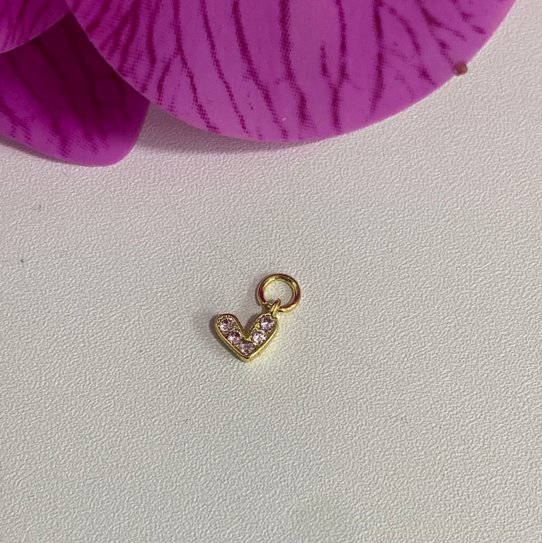 Corazones pequeños con zirconia